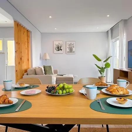 Algarve Blue T2 Vista Mar E 2 Casas De Banho Da Rocha Ed Acropole 아파트 *