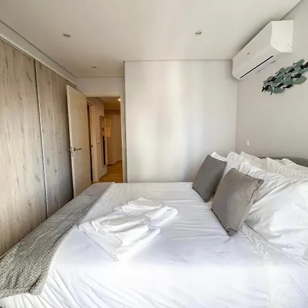 Algarve Blue T2 Vista Mar E 2 Casas De Banho Da Rocha Ed Acropole 아파트 포티마오